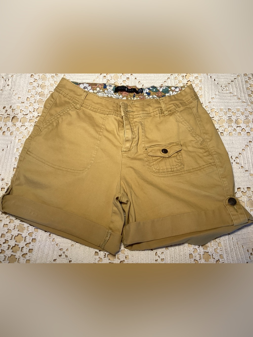 one 5 one Tan Cargo Roll-Cuff Shorts
